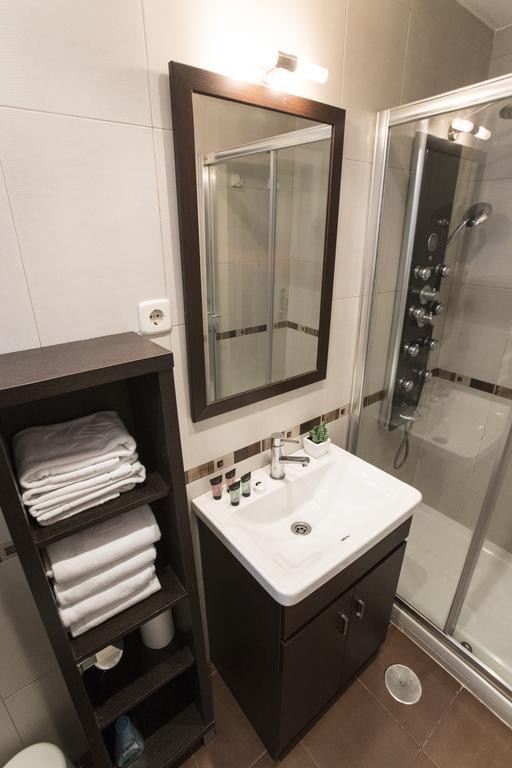 Alterhome Puerta De Toledo II มาดริด ภายนอก รูปภาพ